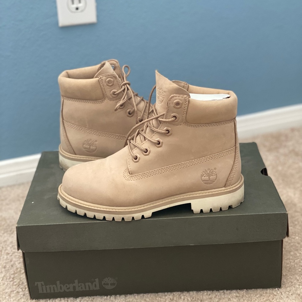Timberlands// - image 1